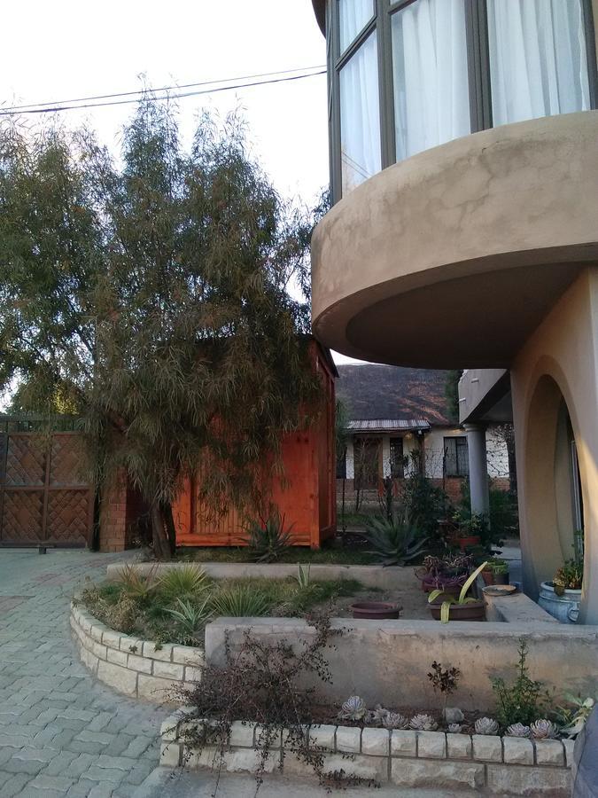 Noble Hearts Bed & Breakfast Maseru Exterior photo