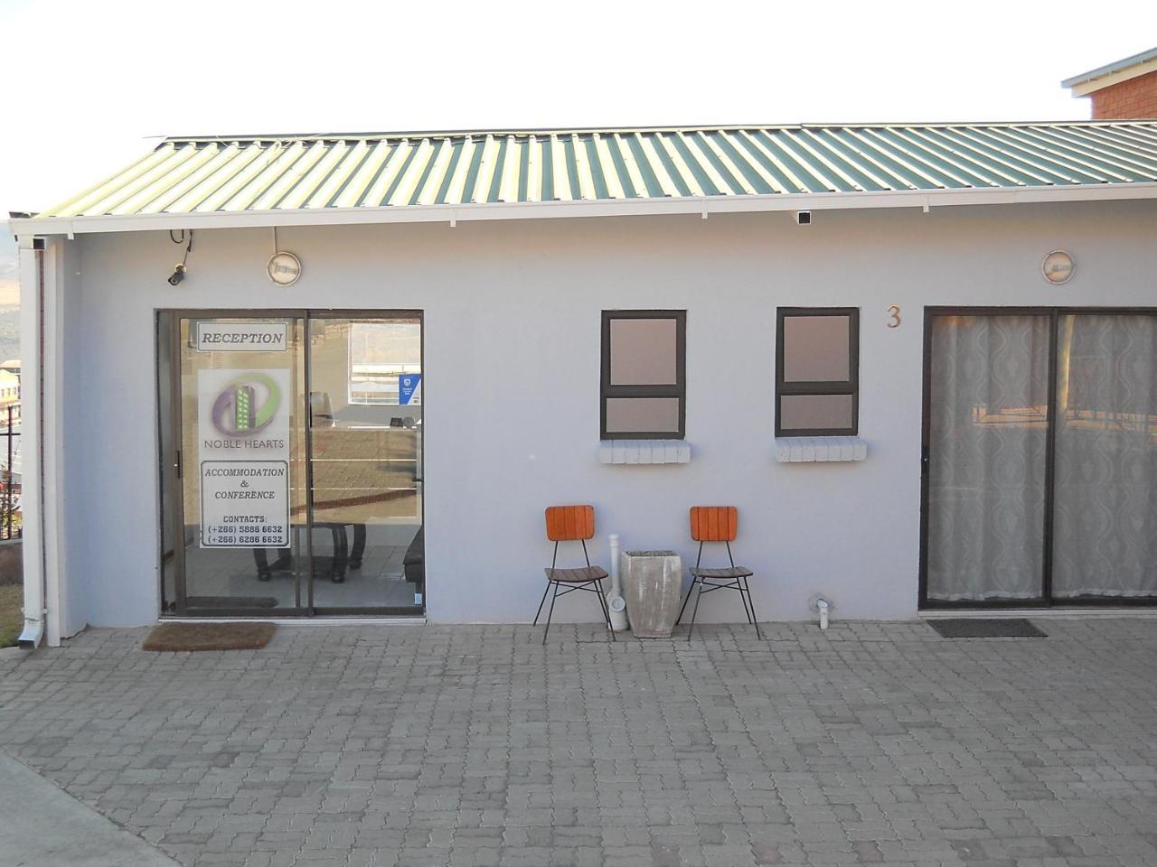 Noble Hearts Bed & Breakfast Maseru Exterior photo
